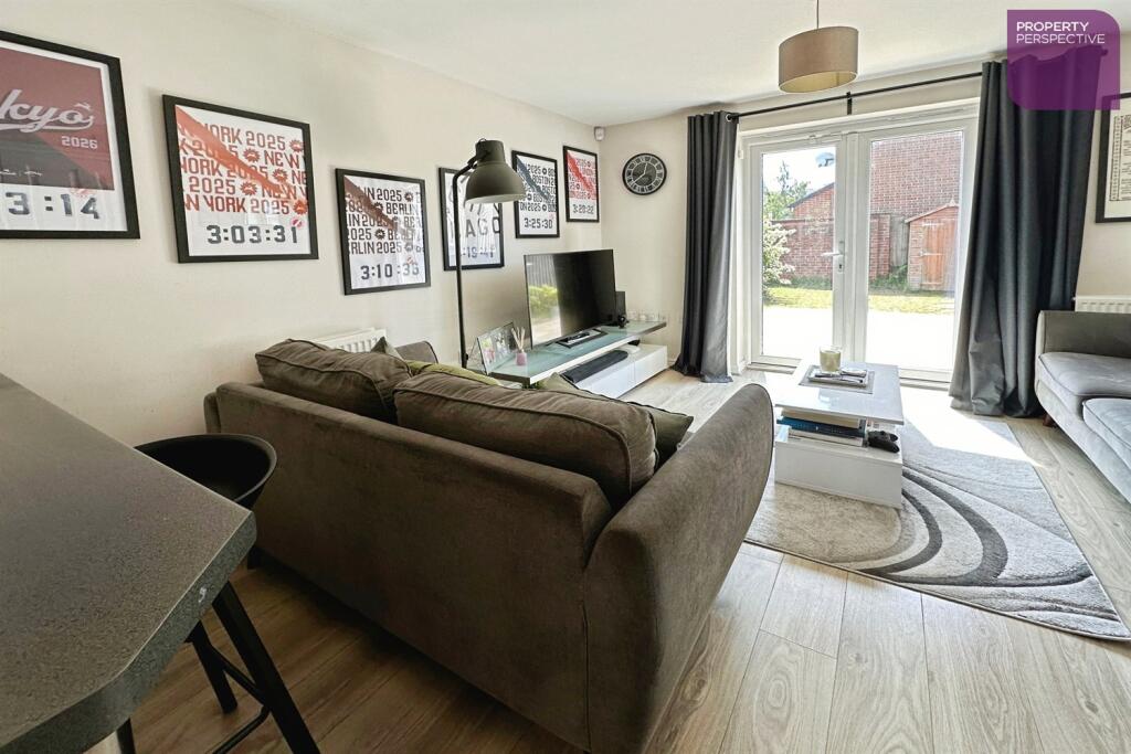 Bamburgh Drive, Chorley, PR7 - View 2