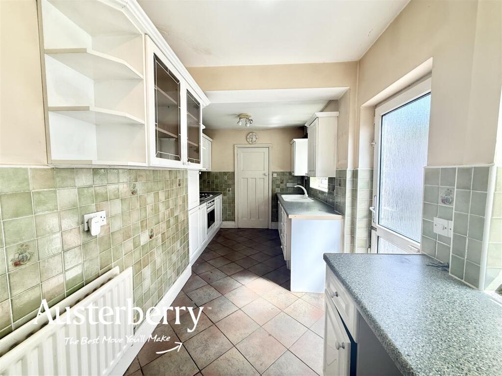 House in Stoke-on-Trent - More
