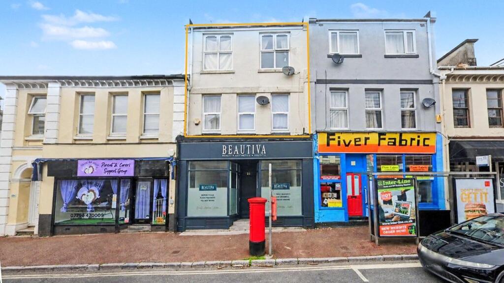 Main image of property: Flat 1, 21 Lucius Street, Torquay, Devon, TQ2 5UW