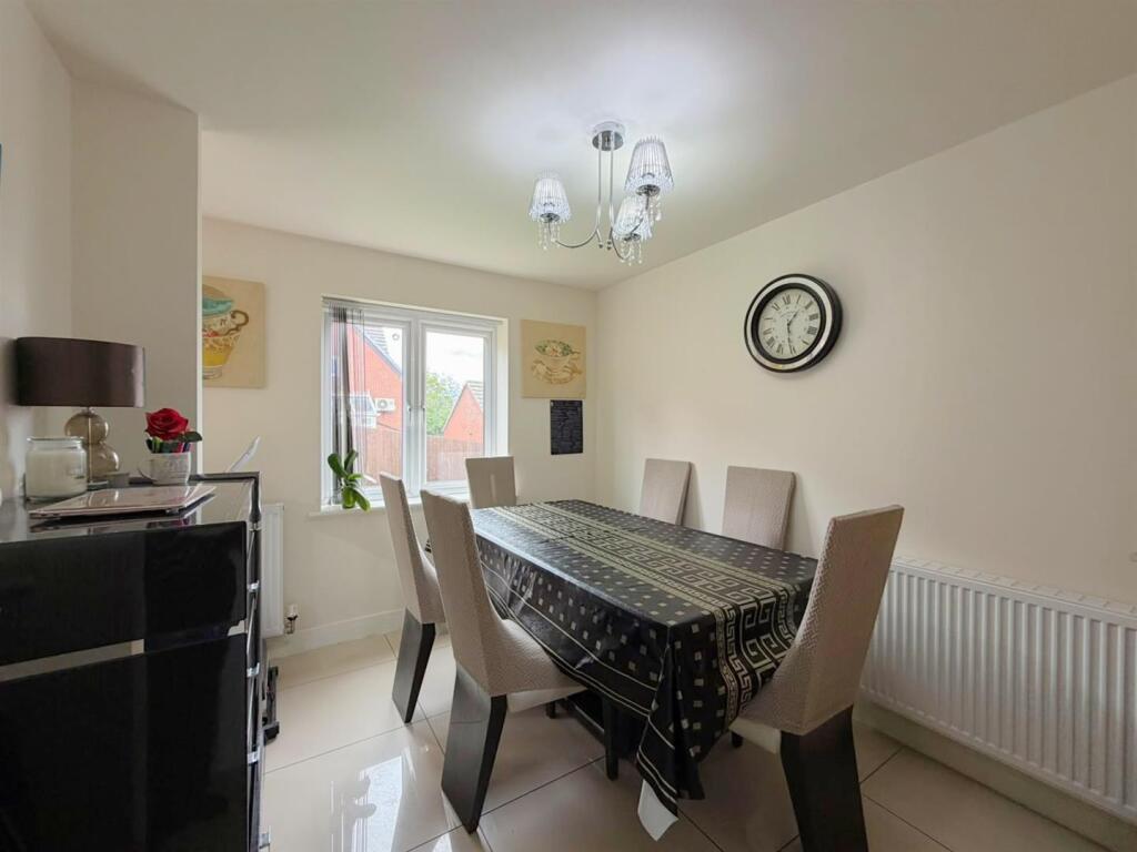 House in Leicester - View 5
