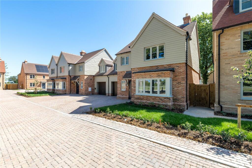 Main image of property: Beech Gardens, Harston, Cambridge