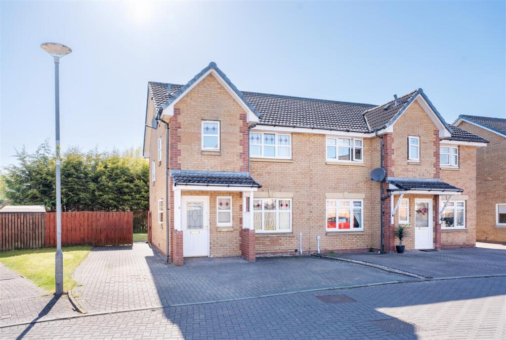 3-bed semi-detached on Lauriestone Place, Coatbridge, £200,000