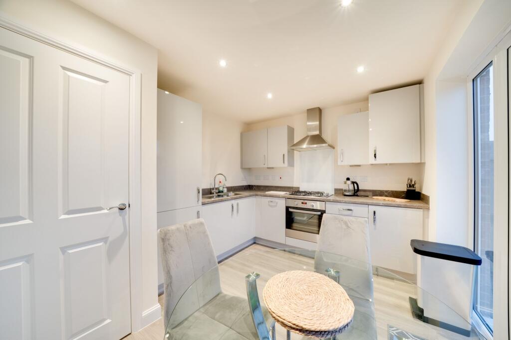 43, Maxfield Crescent, Telford, TF3 photo 3