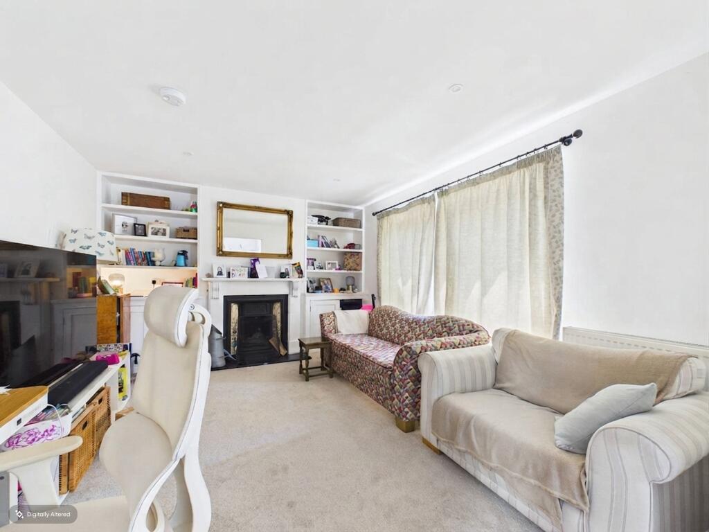 House in Slough - View 4