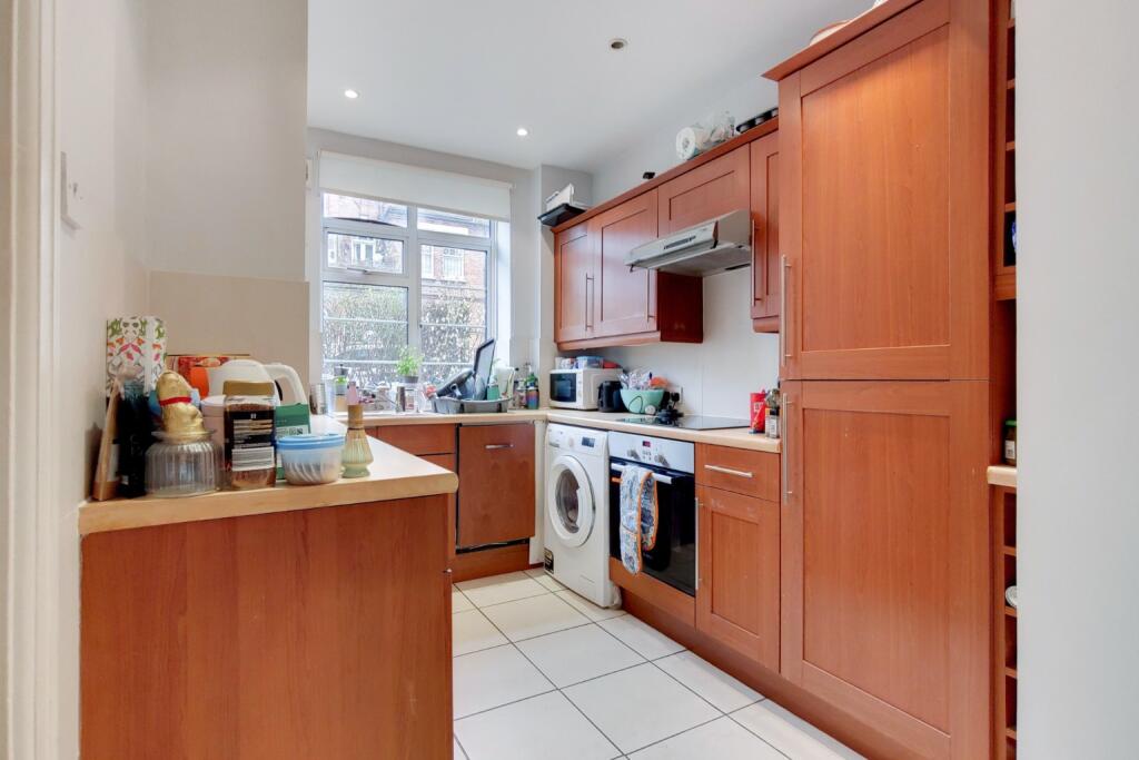 Apartment in London - View 2