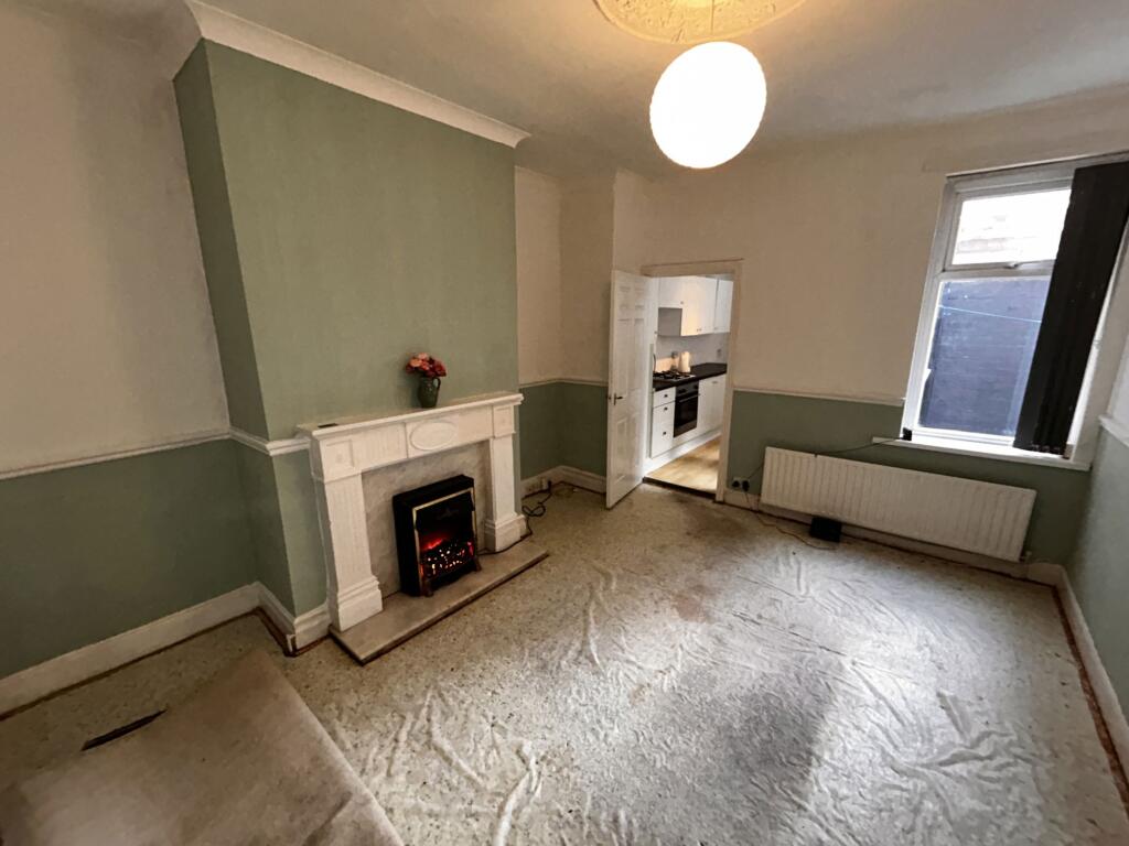 Apartment in Newcastle upon Tyne - View 3