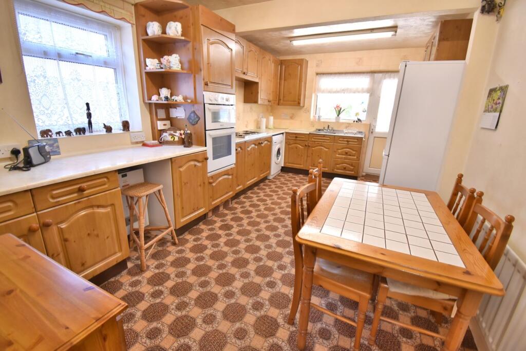 House in Ferndown - View 5
