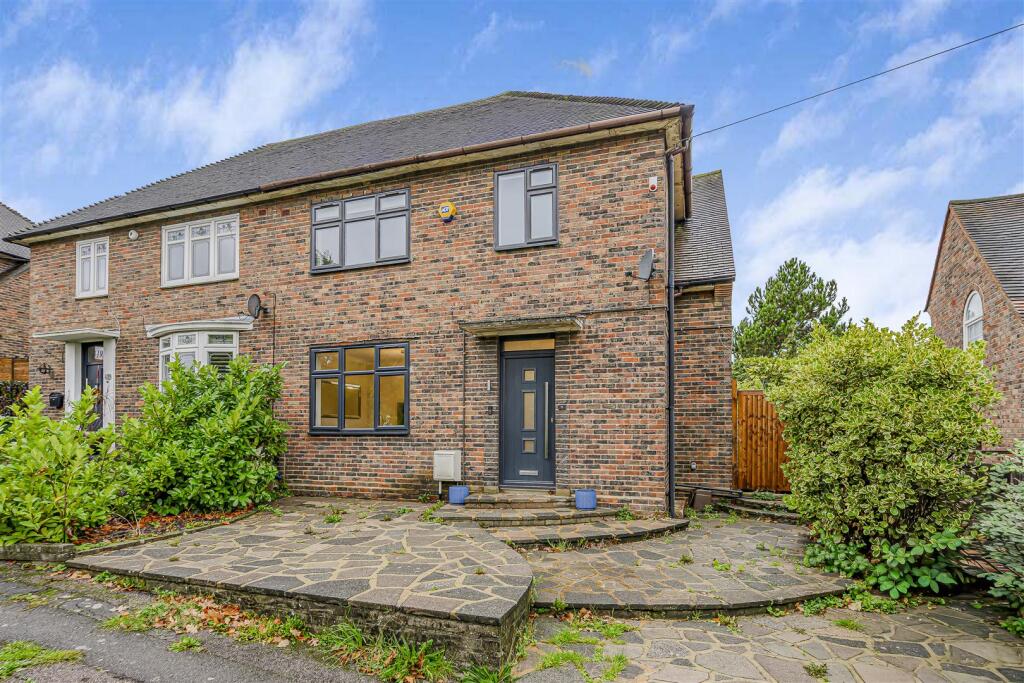 Main image of property: Friday Hill West, Chingford