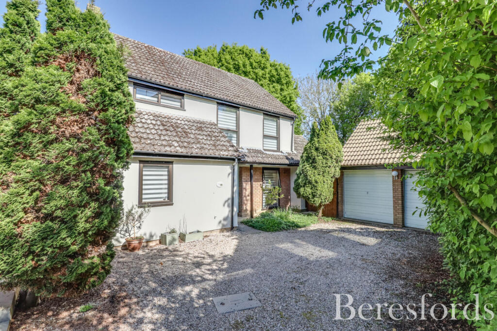 Main image of property: Colvin Chase, Galleywood, CM2