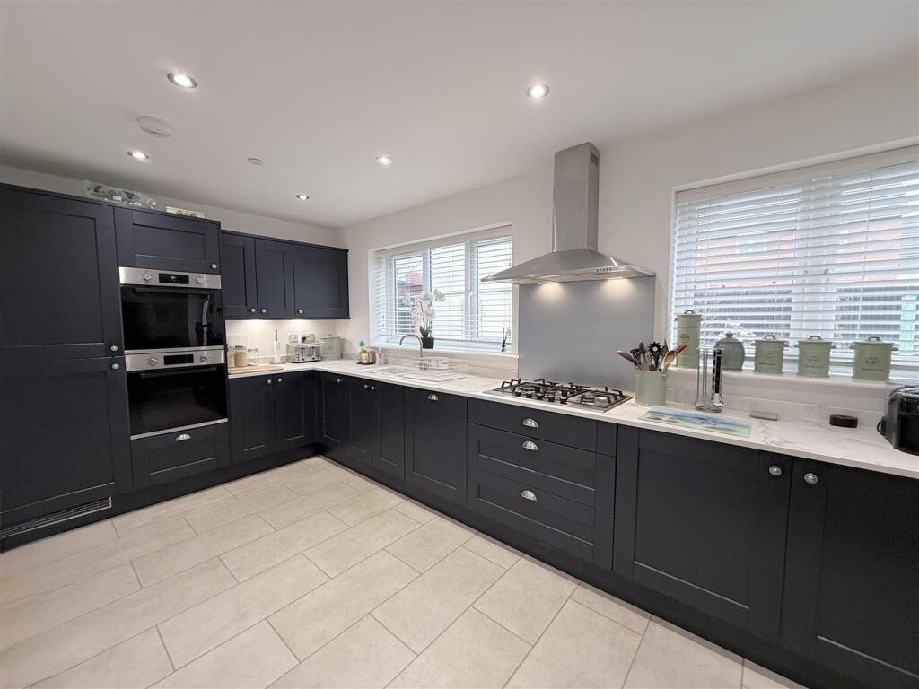 Llys Pen Bryn, Aberdare photo 4