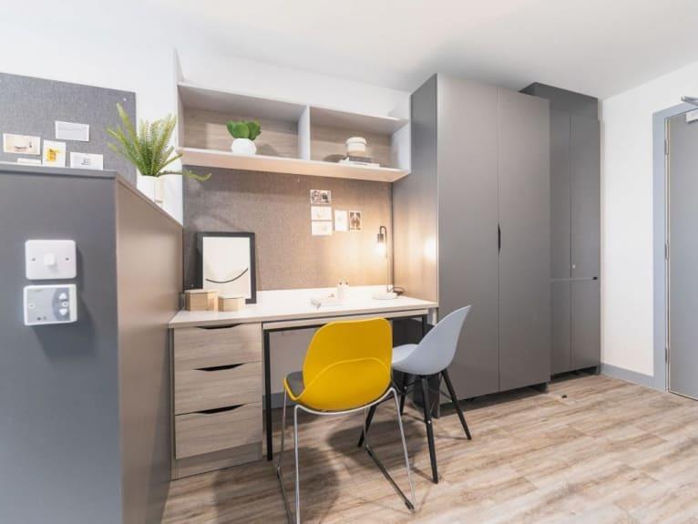 Additional image 11 of Birmingham | Student | September | B4