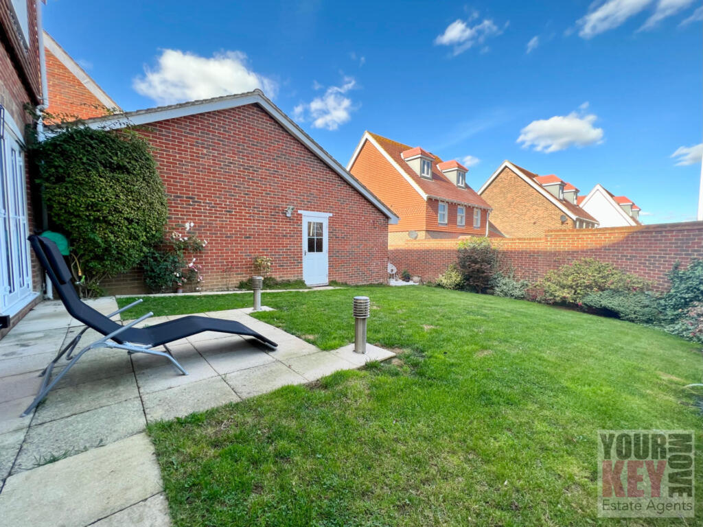 House in Canterbury - View 5