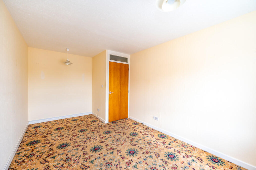 Apartment in Portsmouth, Southsea - View 5
