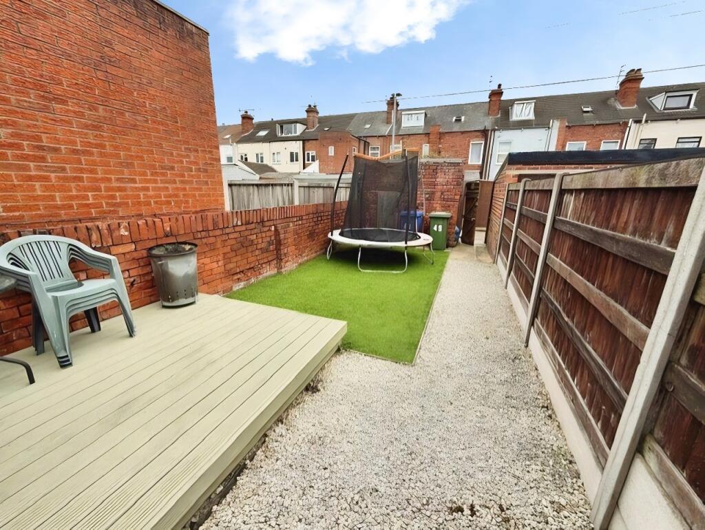 House in Goole, East Riding of Yorkshire - View 4