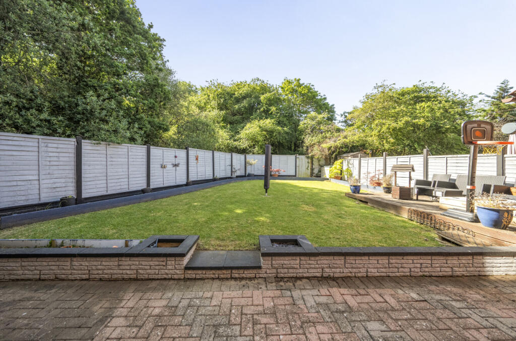 Hathersage Moor, Liden, Swindon, SN3 photo 3