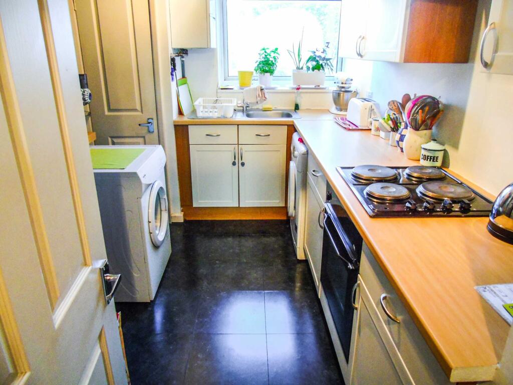 Apartment in Southampton - View 4