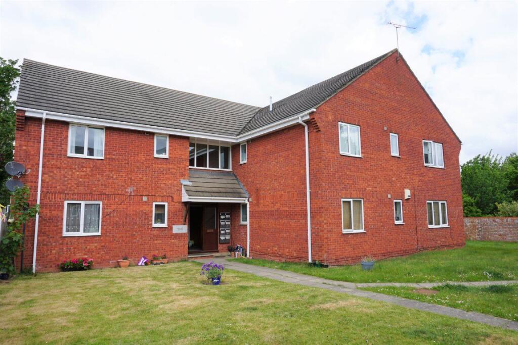 Main image of property: CIPPENHAM