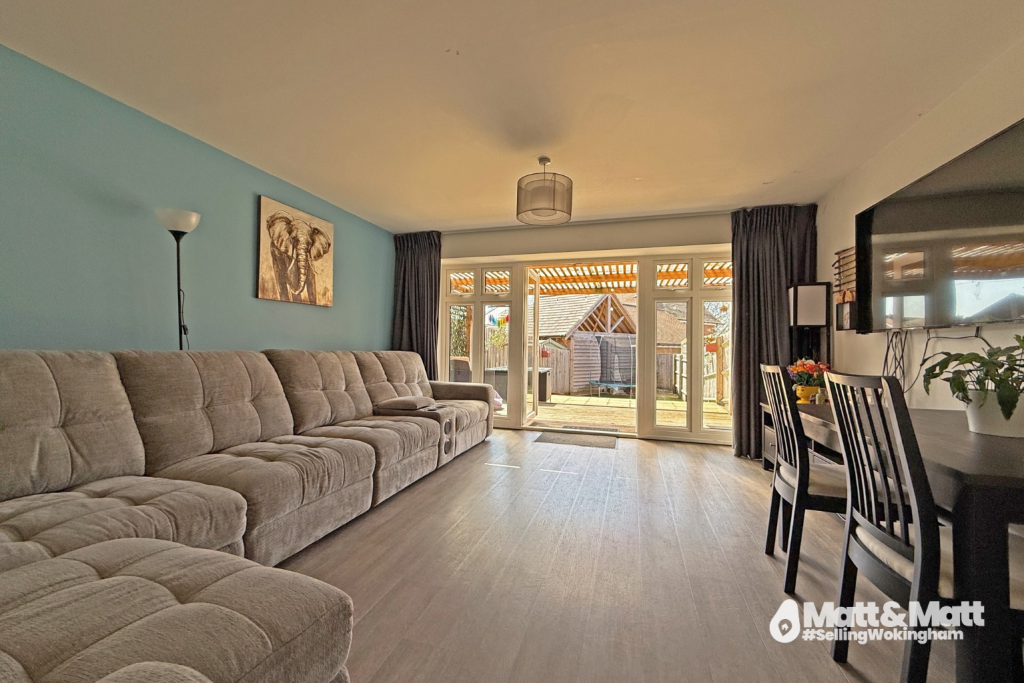 House in Wokingham - View 2