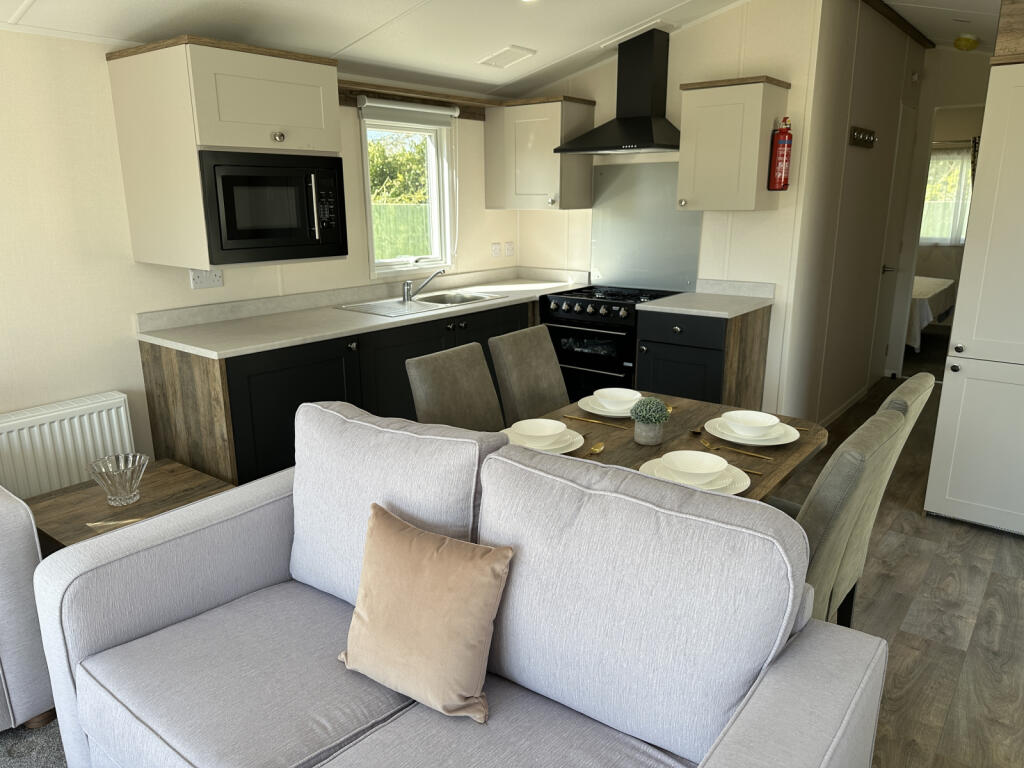 The Oaks Holiday Park, Chapel Road, Bucklesham, IP10 photo 4