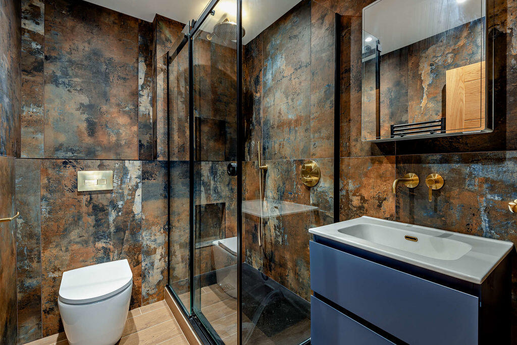 Apartment in Chester - View 5