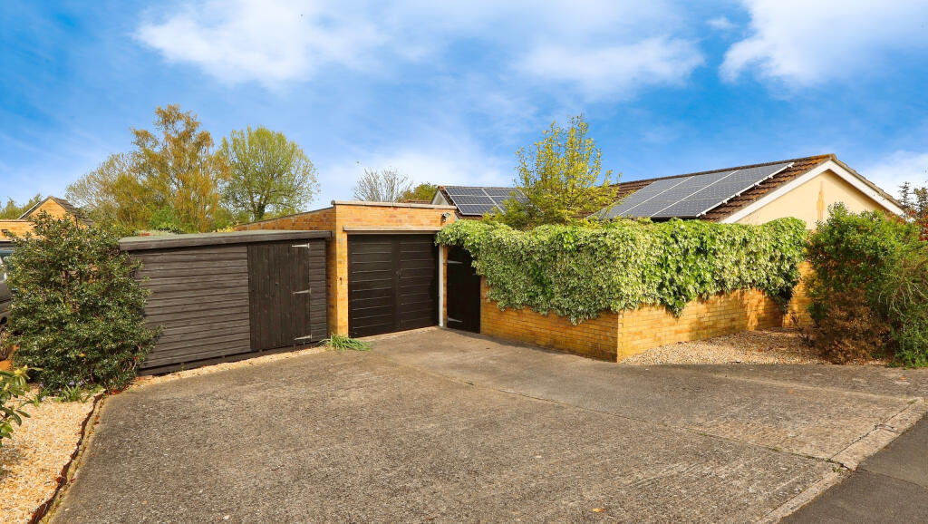 Additional image 20 of Holman Close, Glastonbury, Somerset