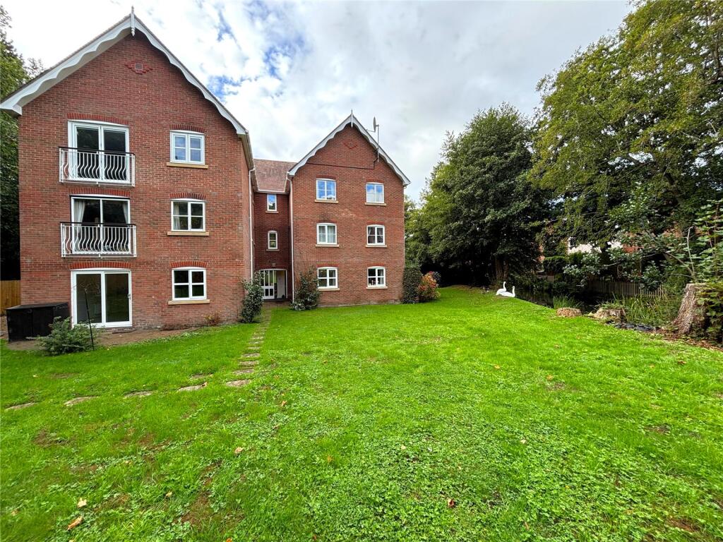 Main image of property: Bridge Street, Wickham, Fareham, Hampshire, PO17