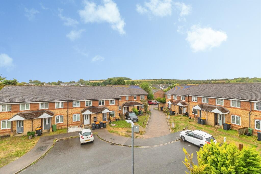 Apartment in Luton - View 4
