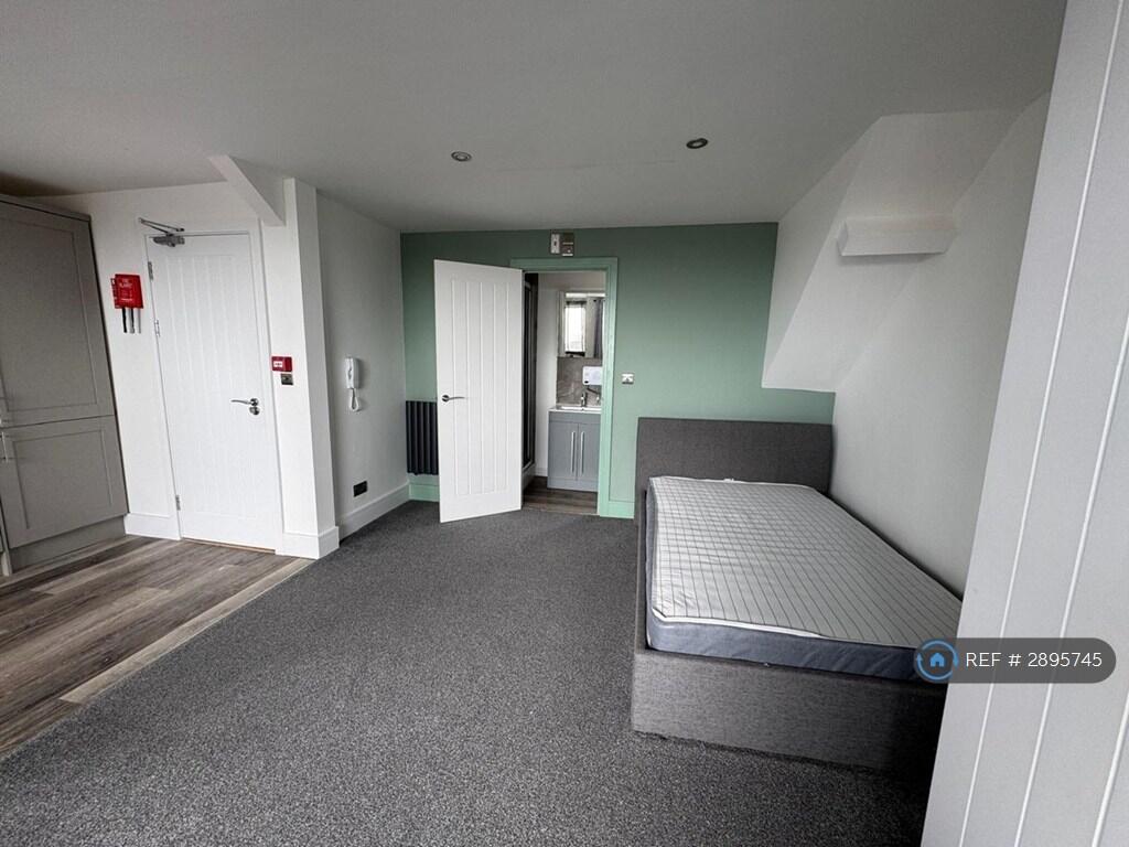 Apartment in Swansea, Mount Pleasant, Castle - View 2