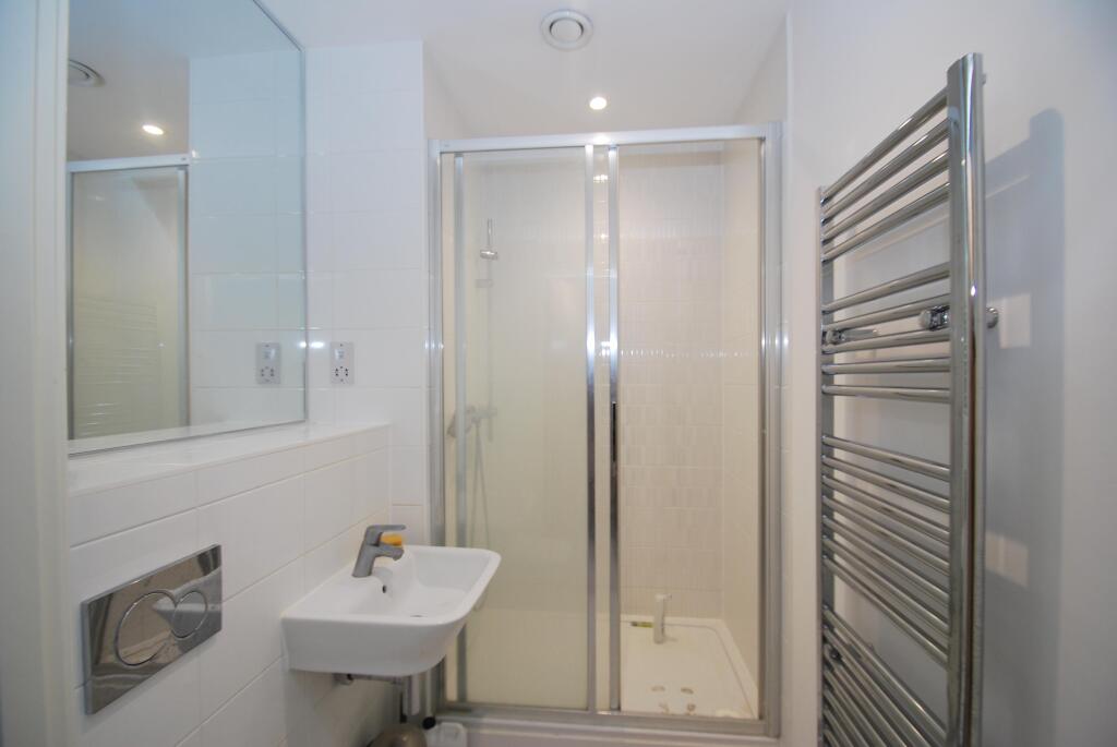 Apartment in Bath - View 3
