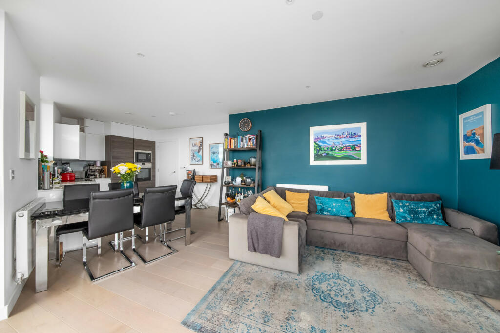 Main image of property: River Gardens Walk