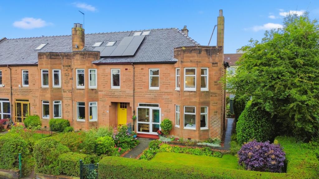 3-bed terraced on Queen Victoria Drive, Glasgow, G14, £340,000