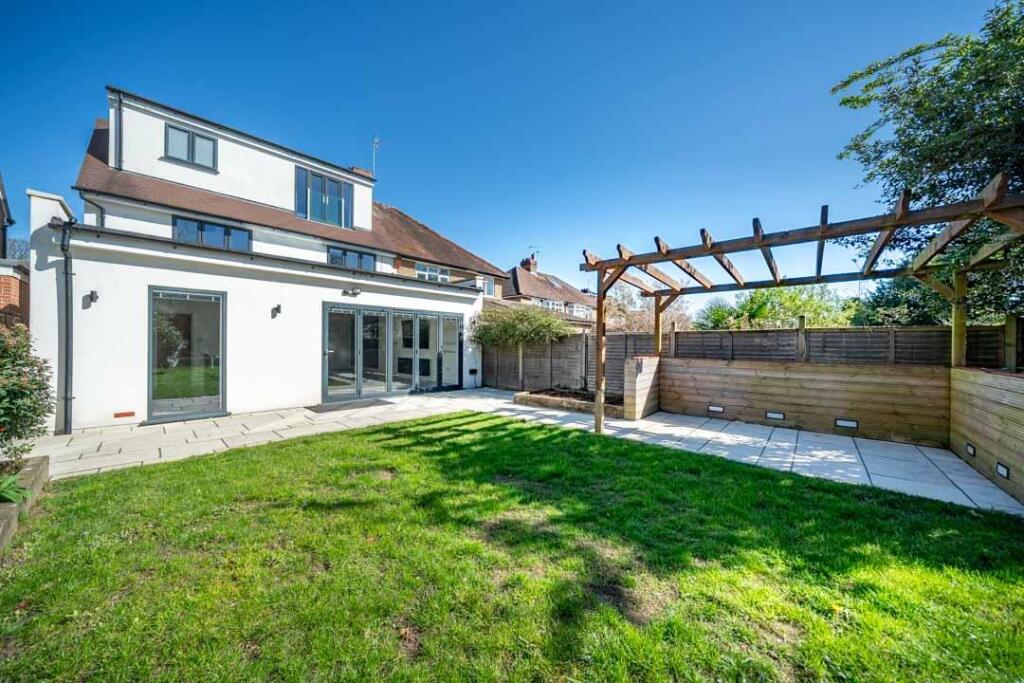 Kenilworth Drive, Croxley Green, Rickmansworth photo 4