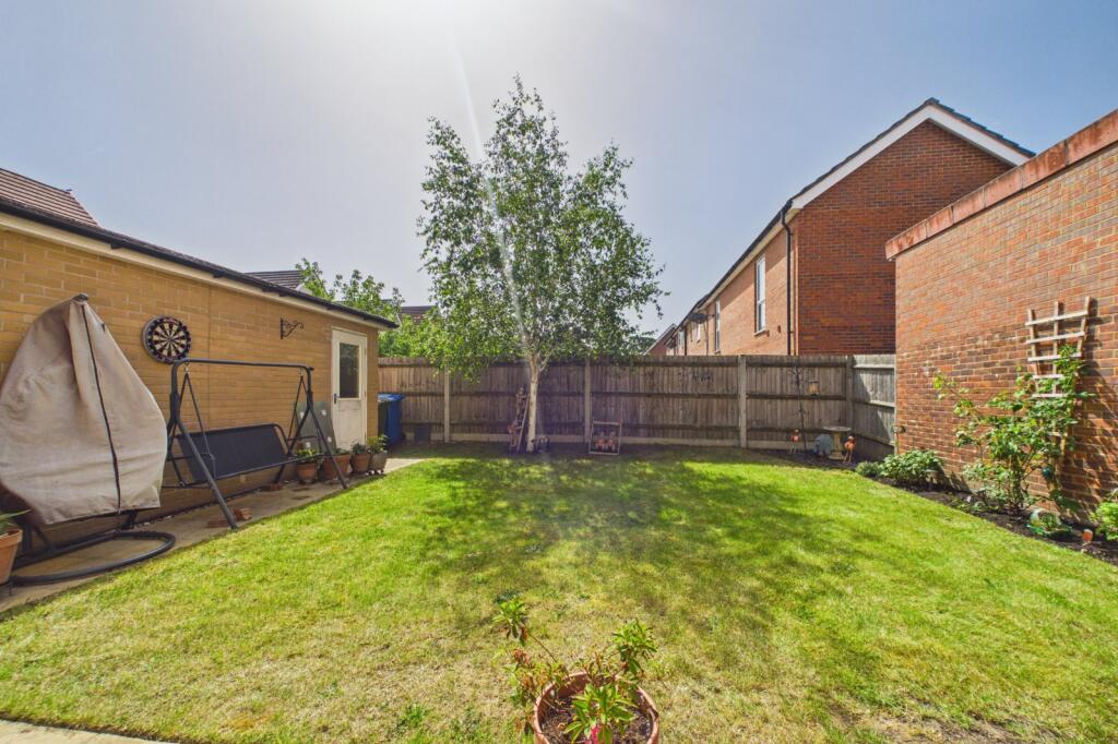 House in Bracknell - View 6