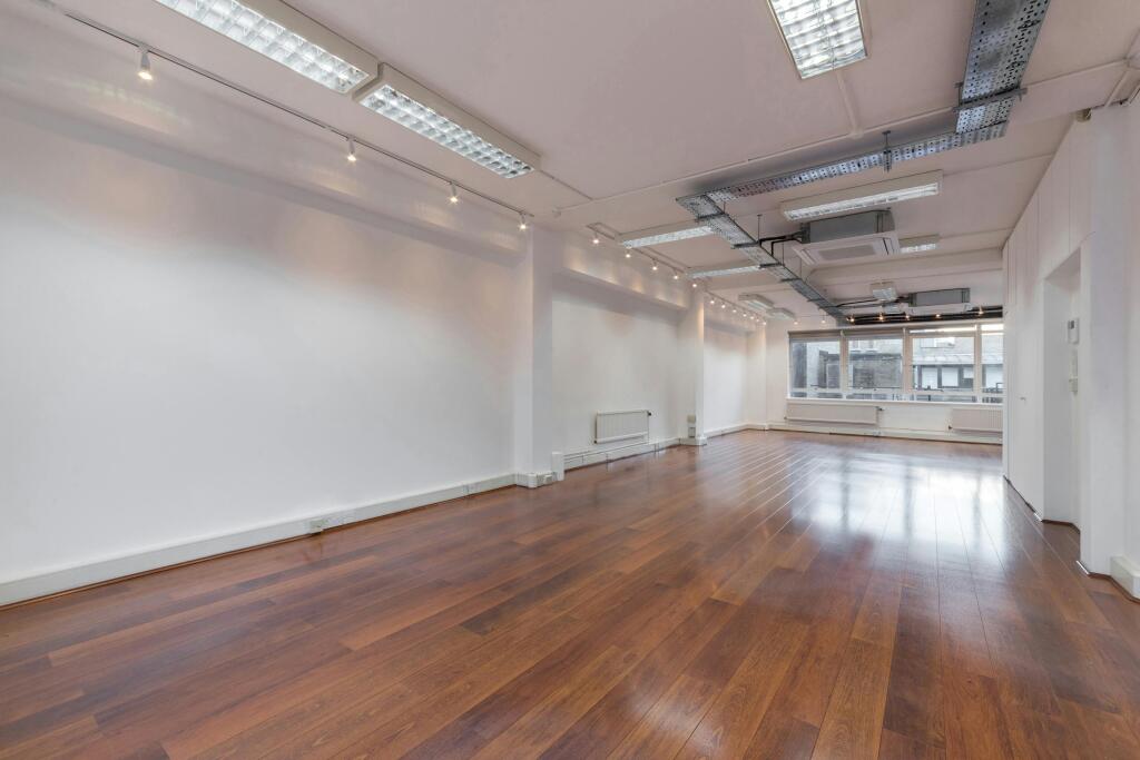 OFFICE 5.jpg