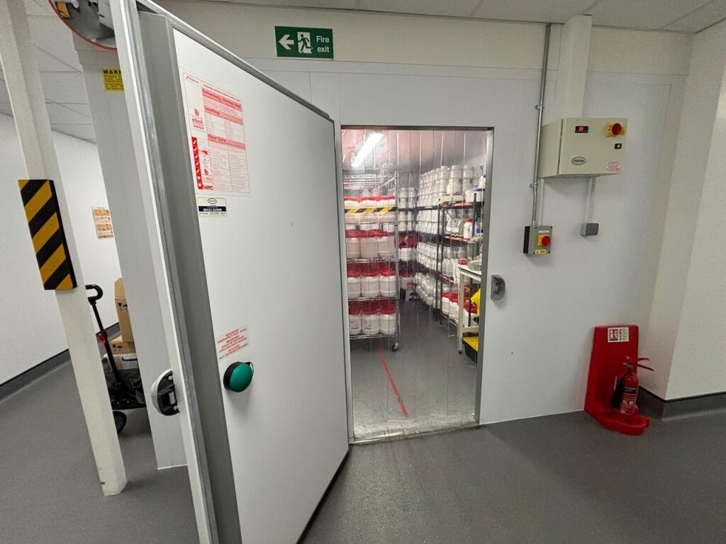 Cold room.jpg