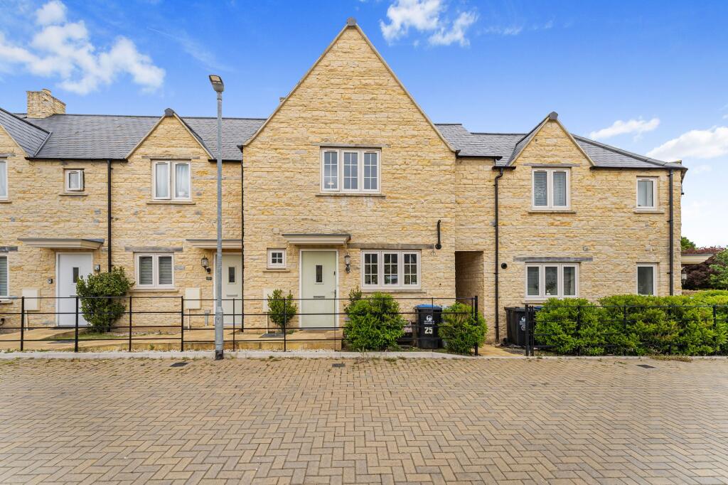 Main image of property: Barnard Mews, Burford, OX18