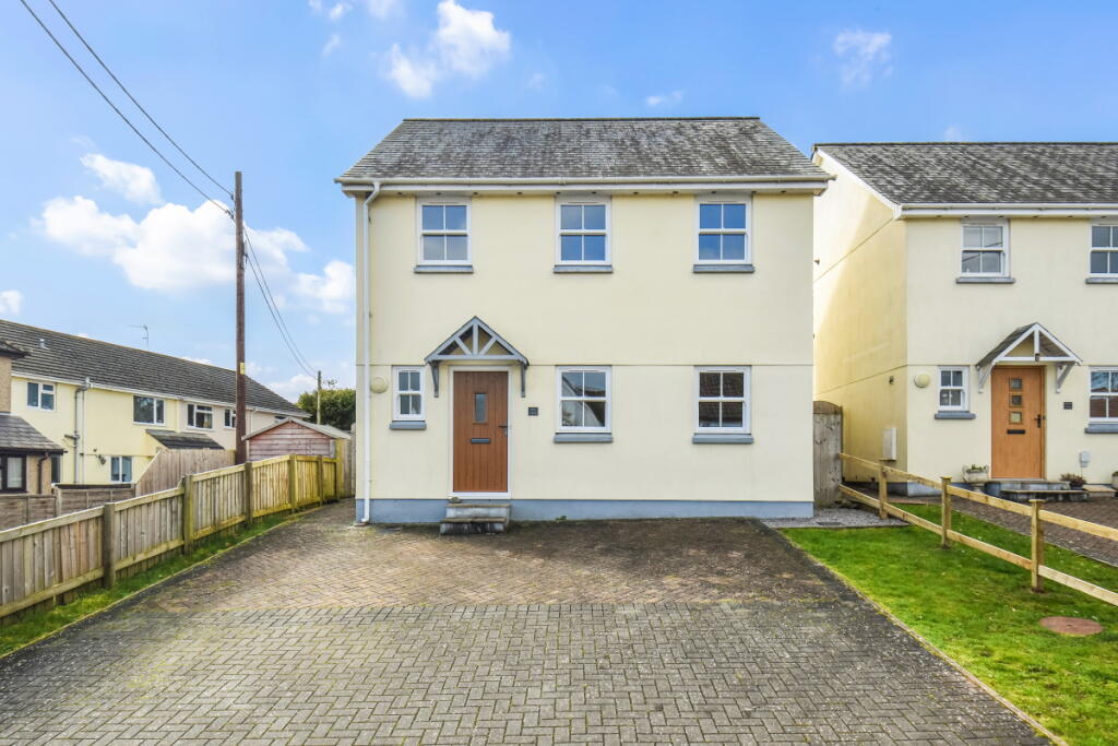 Main image of property: Kitwell Street, Uffculme, EX15