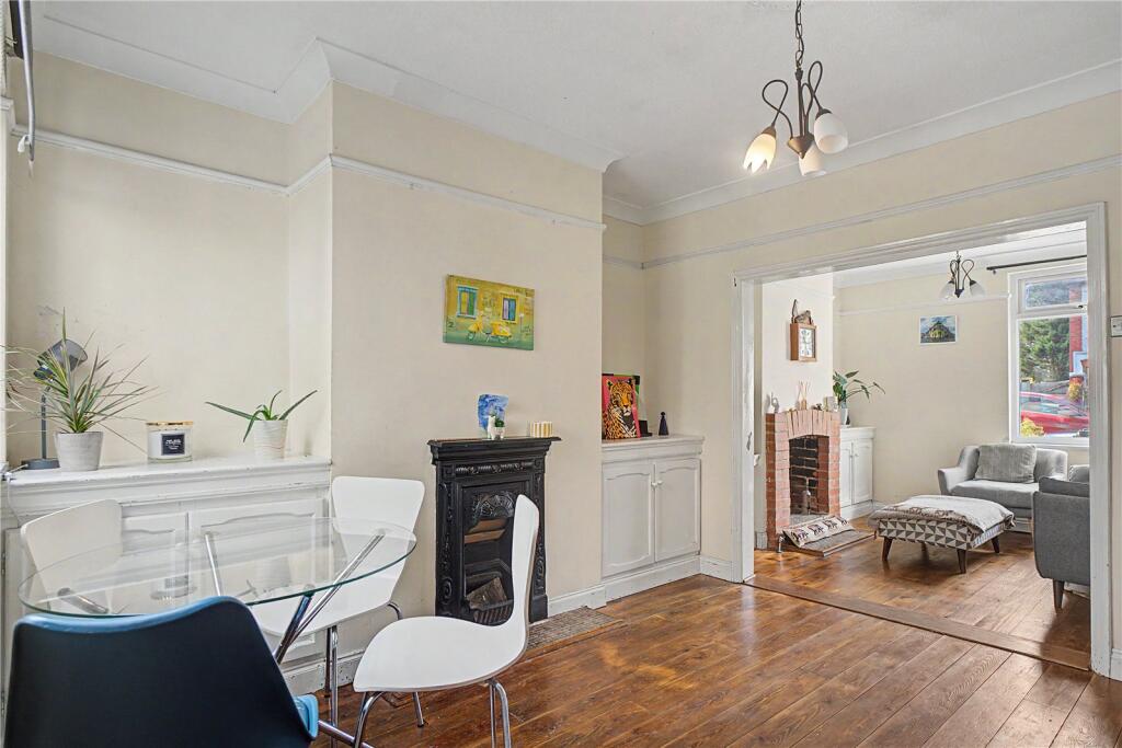 House in Swindon - View 4