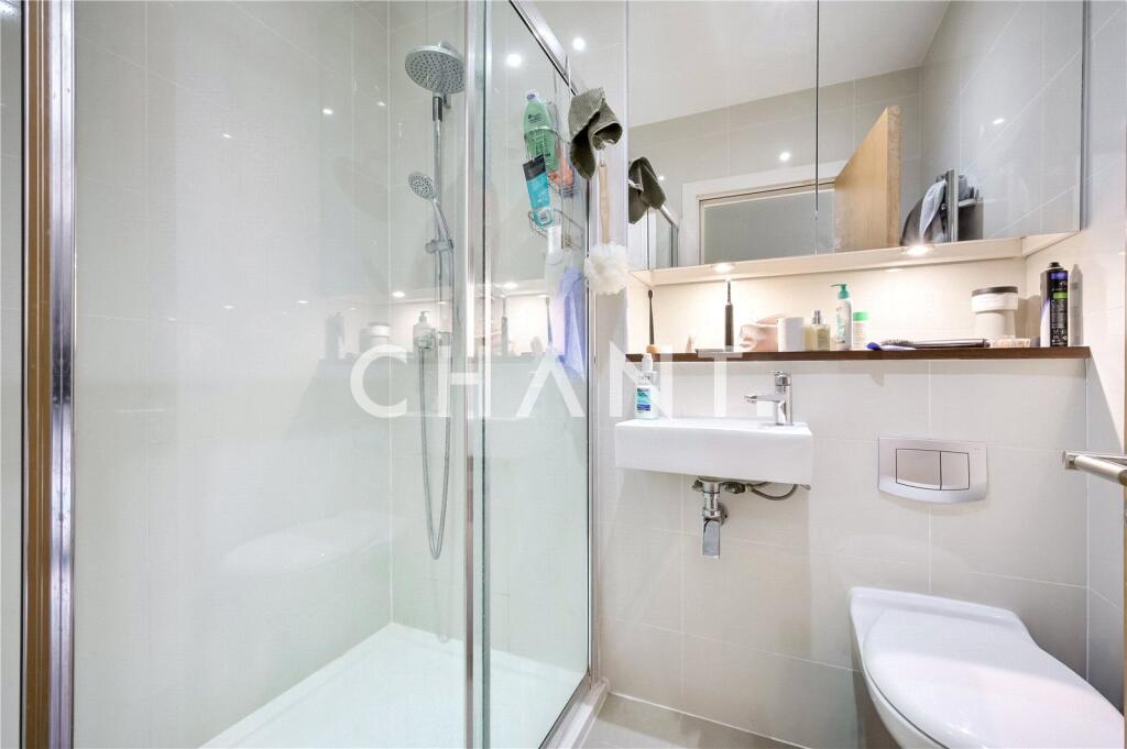 Apartment in London - View 5