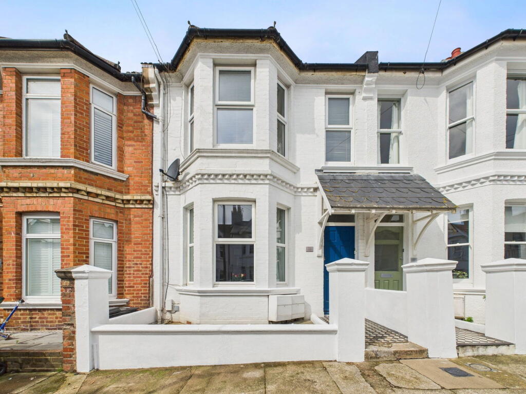 Main image of property: Lennox Road, Hove, BN3 5HY