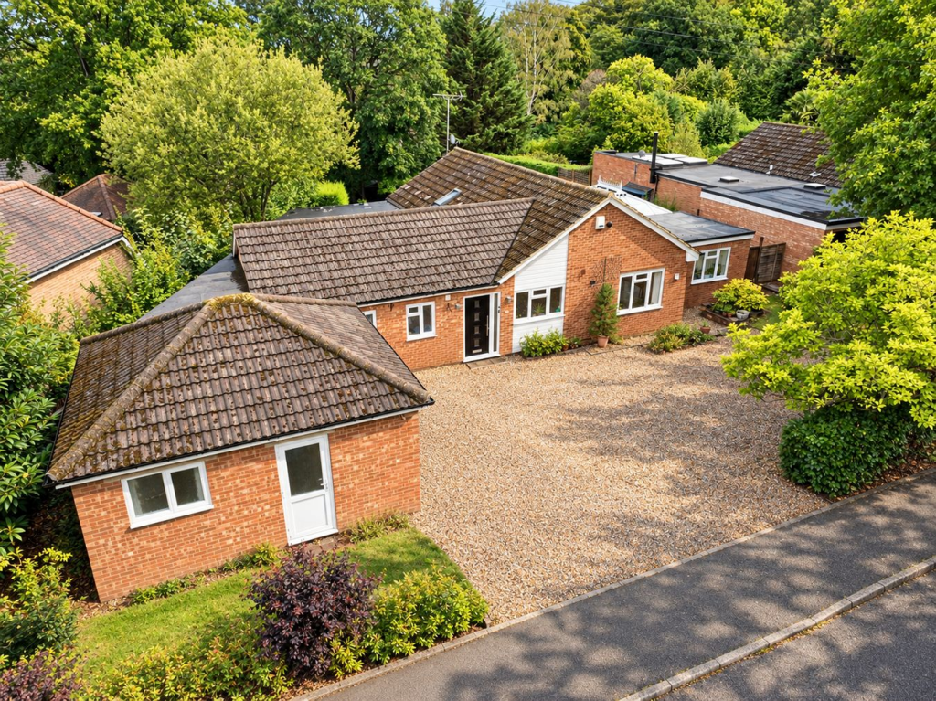 Main image of property: Tanglewood, Welwyn, AL6