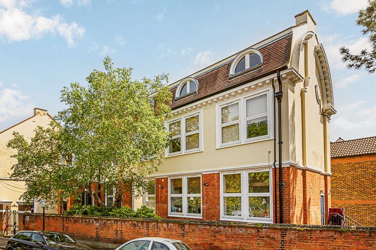 Main image of property: York Avenue, Hanwell, London, W7 3HY