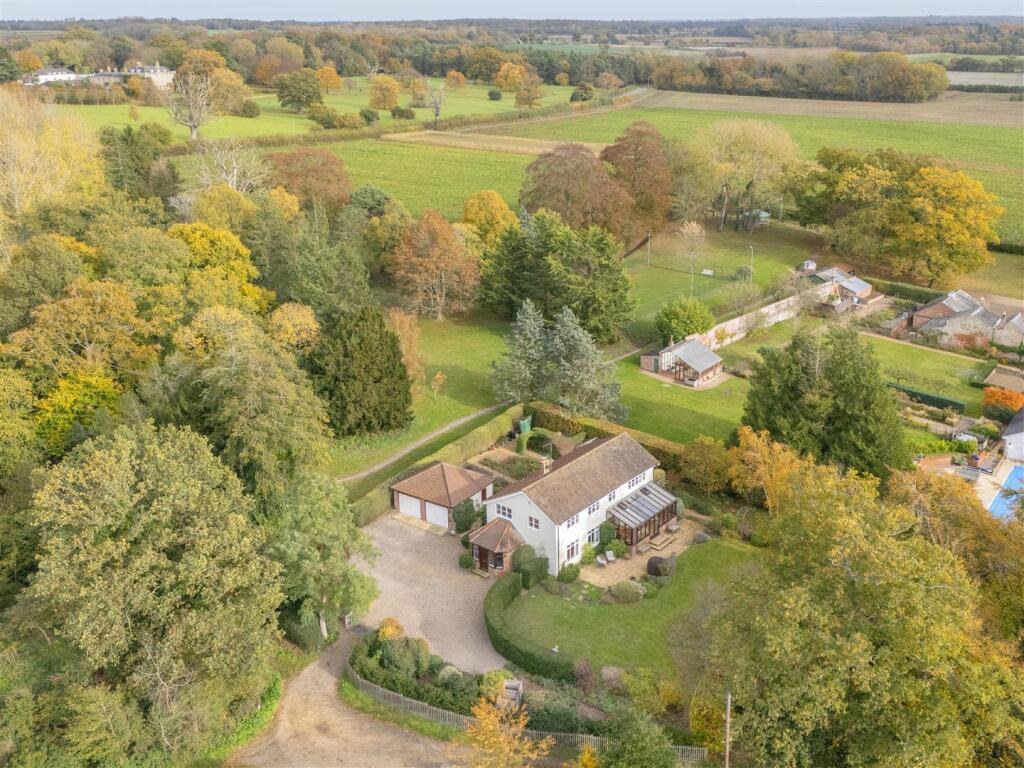 Snakes Lane, Geldeston, Beccles photo 2
