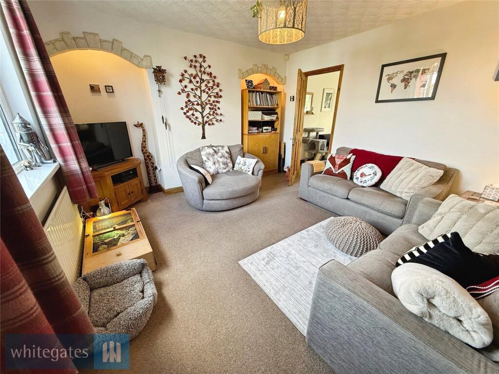 Higham Common Road, Barugh Green, S75 photo 3