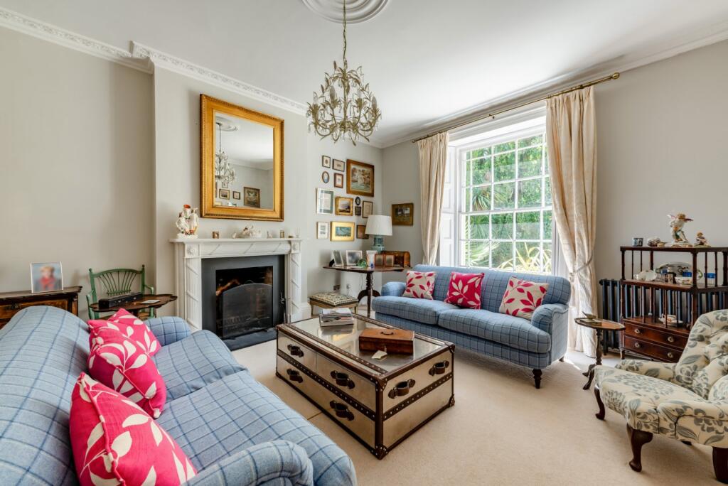 House in Havant, Emsworth - View 3