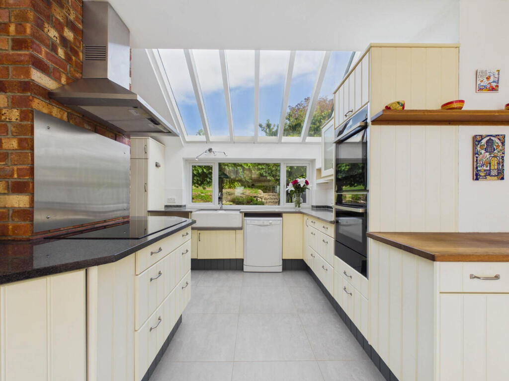 House in Torquay - View 5