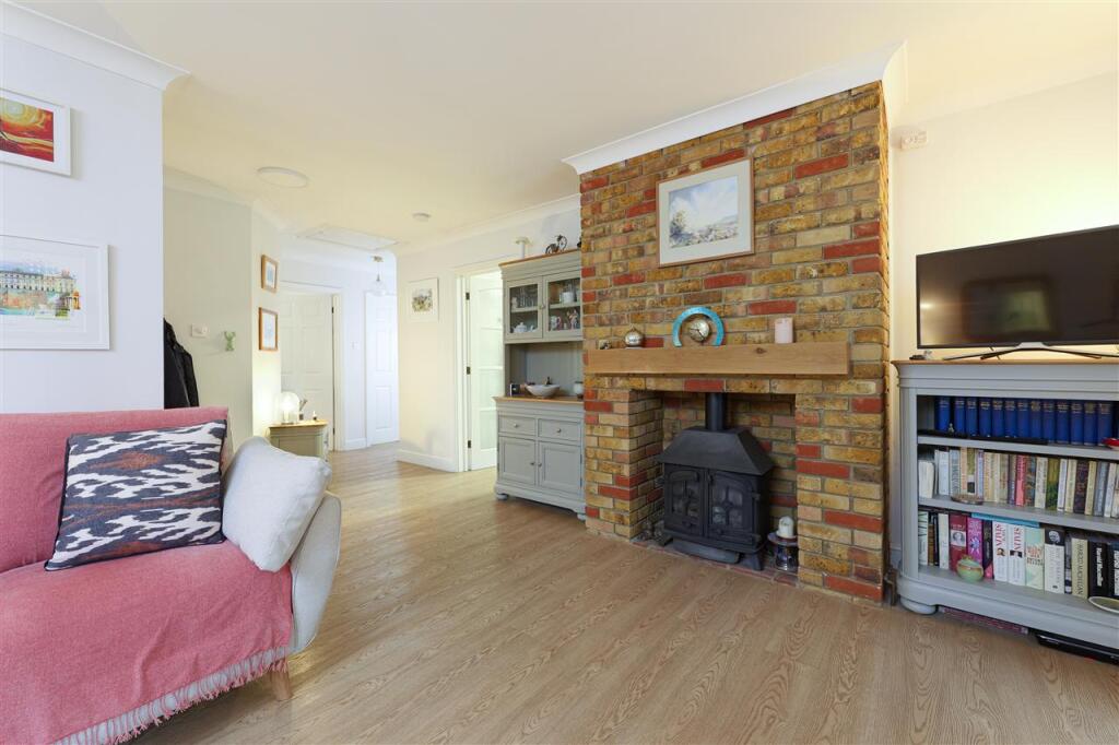 House in Rochester - View 3