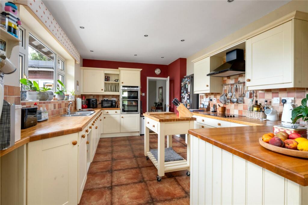 House in Peterborough - View 4