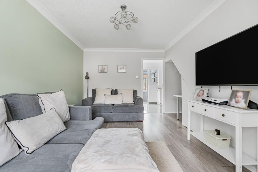 House in Stevenage - More