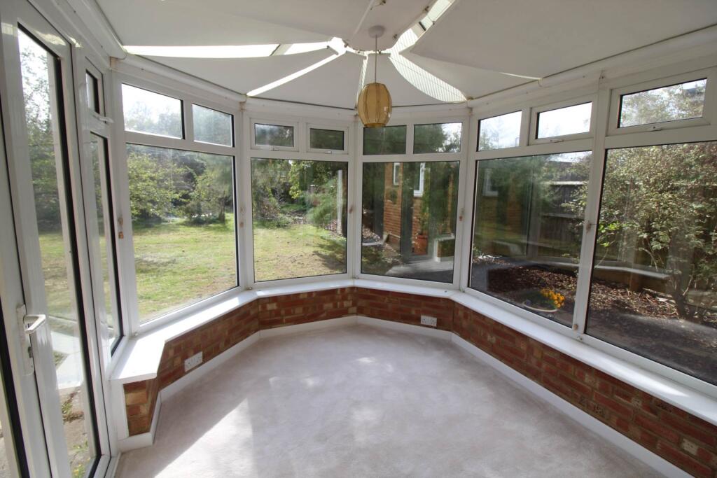 House in Hemel Hempstead - More